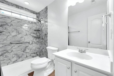 Welcome to this move in ready townhome located in the desirable