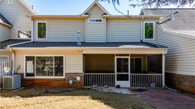 Welcome to this move in ready townhome located in the desirable