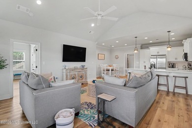 Welcome to your private waterfront escape in one of Bay St - photo 8