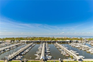 Luxury Lakefront Living in this meticulously maintained - photo 6