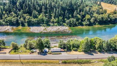 (private lake, pond, creek) Home For Sale in Elkton Oregon