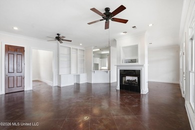 This 3 bedroom 2.5 bath custom built, 1 owner home is ready to - photo 12