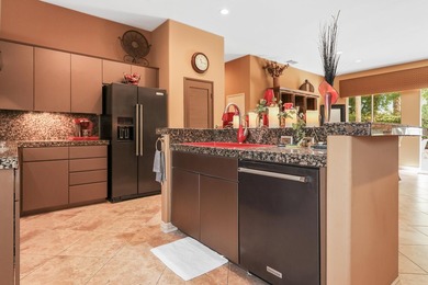 Private Resort-Style Living with Casita, Pool, Putting Green & - photo 14