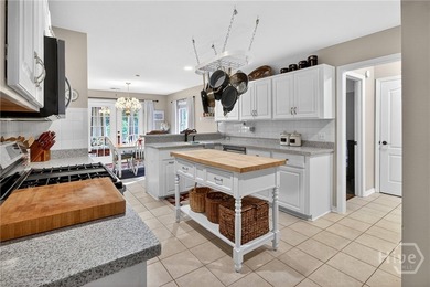 Welcome Home to 112 Mill Hill Rd. This 5 bedroom, 3 bathroom - photo 14