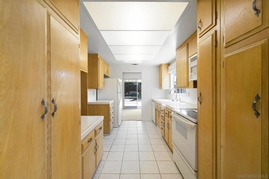 Rare opportunity in the highly desirable Seven Oaks 55+ - photo 14