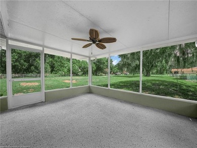 LAKE ISTOKPOGA WATERFRONT! This rare and versatile property - photo 17
