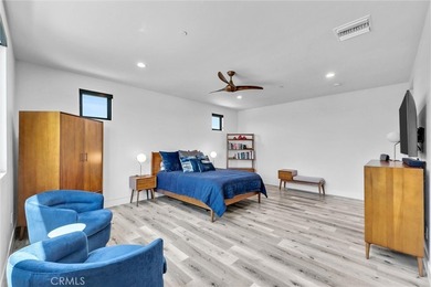 221 Attica - photo 17