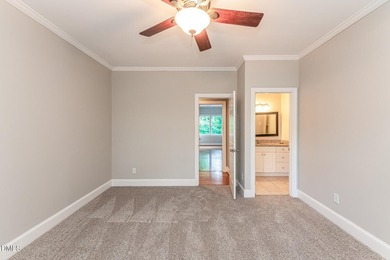 Classic all-brick elegance meets timeless interior craftsmanship - photo 17