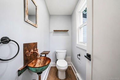 Turnkey Renovated Farmhouse-Style Cape - Elwood School District - photo 18