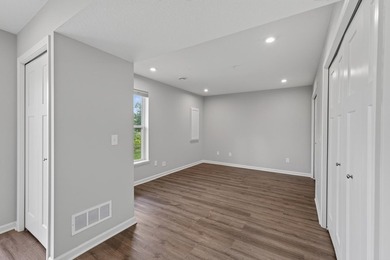 Welcome to this beautifully maintained townhome offering 2,268 - photo 21