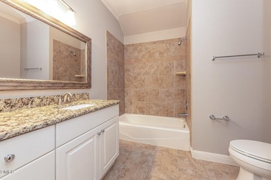 Classic all-brick elegance meets timeless interior craftsmanship - photo 21