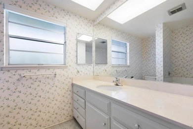 Rare opportunity in the highly desirable Seven Oaks 55+ - photo 22