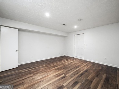 Welcome to this beautiful lake-view home in the desirable Norris - photo 25