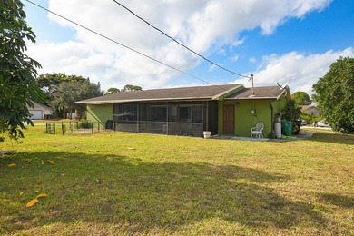 HOME SITS ON 1/3 OF AN ACRE BEAUTIFUL CORNER LOT! UPDATED - photo 29