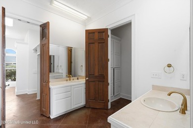 This 3 bedroom 2.5 bath custom built, 1 owner home is ready to - photo 30