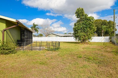 HOME SITS ON 1/3 OF AN ACRE BEAUTIFUL CORNER LOT! UPDATED - photo 32