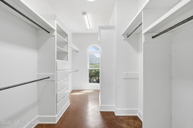 This 3 bedroom 2.5 bath custom built, 1 owner home is ready to - photo 33
