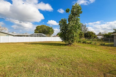 HOME SITS ON 1/3 OF AN ACRE BEAUTIFUL CORNER LOT! UPDATED - photo 33