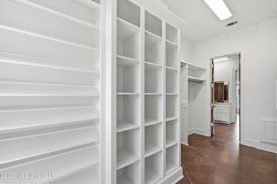 This 3 bedroom 2.5 bath custom built, 1 owner home is ready to - photo 34