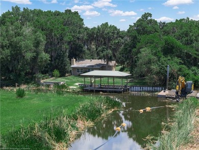LAKE ISTOKPOGA WATERFRONT! This rare and versatile property - photo 46