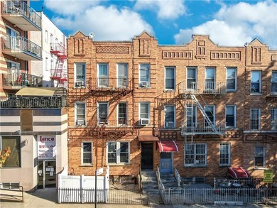 Excellent location and opportunity in Prime Sunset Park - photo 2