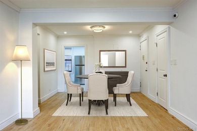 PARK MANOR CONDOMINIUM. One of a Kind CONDO, fully renovated - photo 11