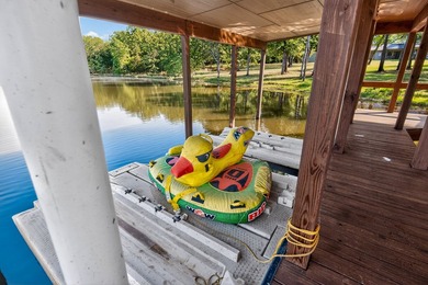 Just 90 minutes from Dallas, this 21-acre waterfront estate on - photo 5