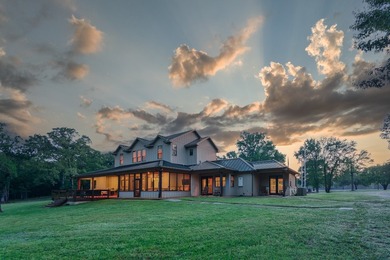 Just 90 minutes from Dallas, this 21-acre waterfront estate on - photo 6