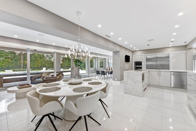 Set behind double gates in the prestigious enclave of Fieldbrook - photo 19