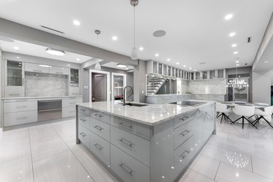 Set behind double gates in the prestigious enclave of Fieldbrook - photo 21