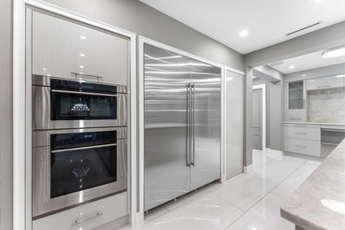 Set behind double gates in the prestigious enclave of Fieldbrook - photo 22