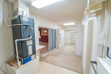 Welcome to this inviting 3-bedroom 3-bath home located in a - photo 28