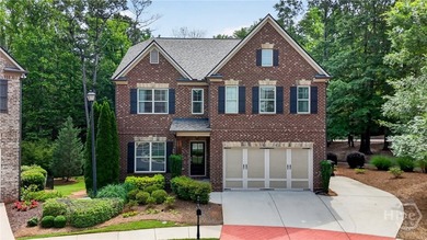 Welcome to the courtyard at Rowan Oak, a luxury gated community - photo 1