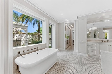 Set behind double gates in the prestigious enclave of Fieldbrook - photo 35