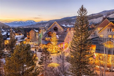 If you're looking for jaw-dropping views, a prime ski-in - photo 49