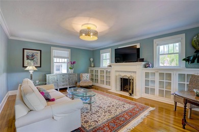 Under contract-accepting backup offers. 1920's Craftsman style