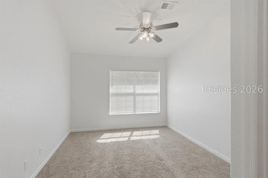Beautifully updated remodeled second floor Villa. 2 bedrooms, 2 - photo 11