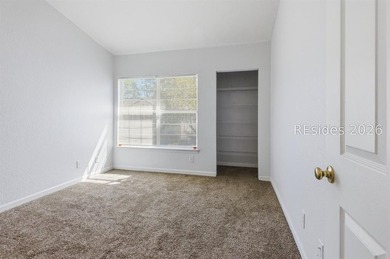 Beautifully updated remodeled second floor Villa. 2 bedrooms, 2 - photo 16