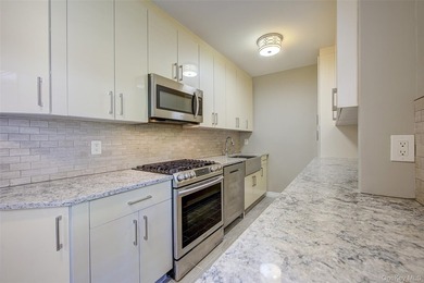Welcome to this stunning 2-Bedroom, 1-Bath apartment in an - photo 21