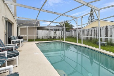 Welcome to this beautiful 4-bedroom, 2.5-bath pool home in the - photo 29