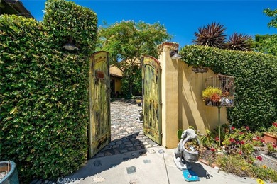 Maison du Soleil-perched in the highly desirable Royal Heights - photo 6