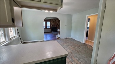 Opportunity is knocking! The downstairs needs the buyer to - photo 13