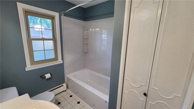 Opportunity is knocking! The downstairs needs the buyer to - photo 18