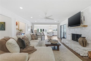 Welcome to 1 Bray Lane - a fully renovated, single-story home - photo 9