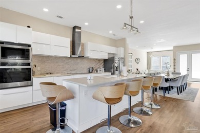 This stunning home has been custom built with beautiful features - photo 12