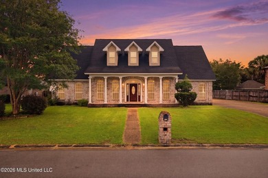 Welcome to this spacious 5-bedroom, 3.5 bath two story brick - photo 2