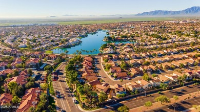 (private lake, pond, creek) Home For Sale in Phoenix Arizona