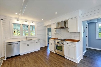 Nestled on a picturesque 3/4 acre lot in desirable Touisset - photo 14