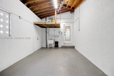 Own in the Heart of the Design District! Charming and bright - photo 21