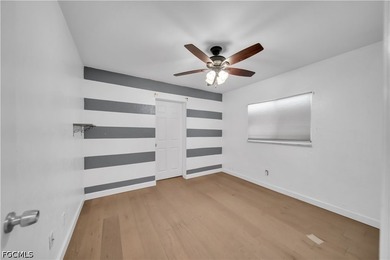 Welcome to this beautifully maintained 4-bedroom, 2-bathroom - photo 22